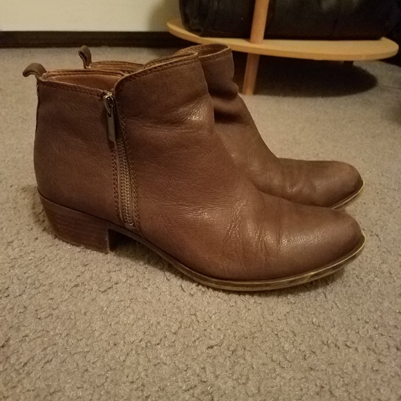 Lucky Booties - Picture 7 of 7